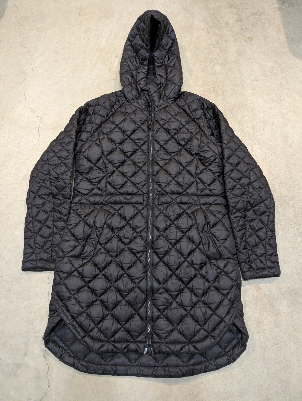 Athleta Black Quilted Hooded Puffer Coat
